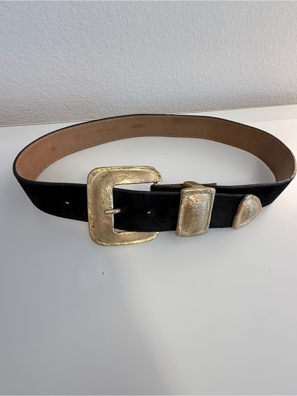 Streets Ahead Black Suede Leather Belt Gold Hammered Buckle Size Medium